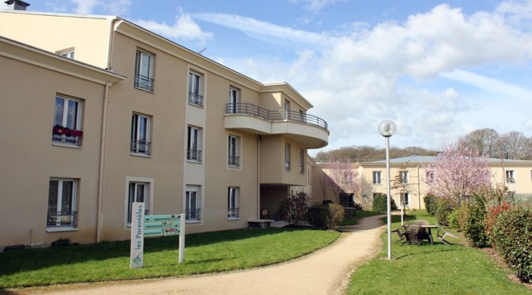 EHPAD LES PARENTELES DE LA VILLE DU BOIS  Ascelliance Residence